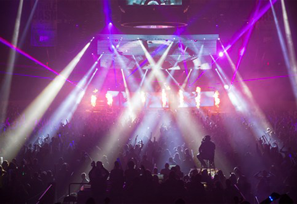 B96 Jingle Bash